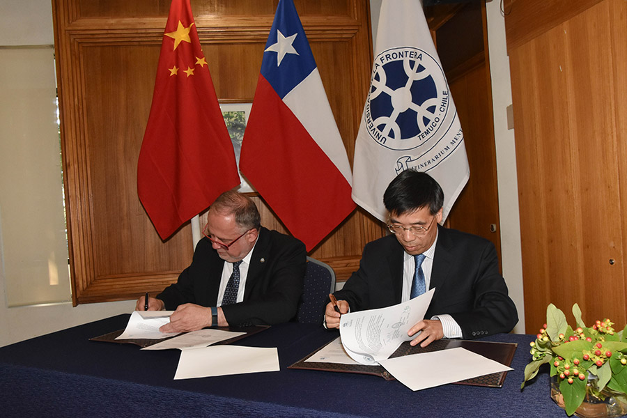 UFRO firma alianza con Universidad de Zhejiang de Ciencia y Tecnología de China